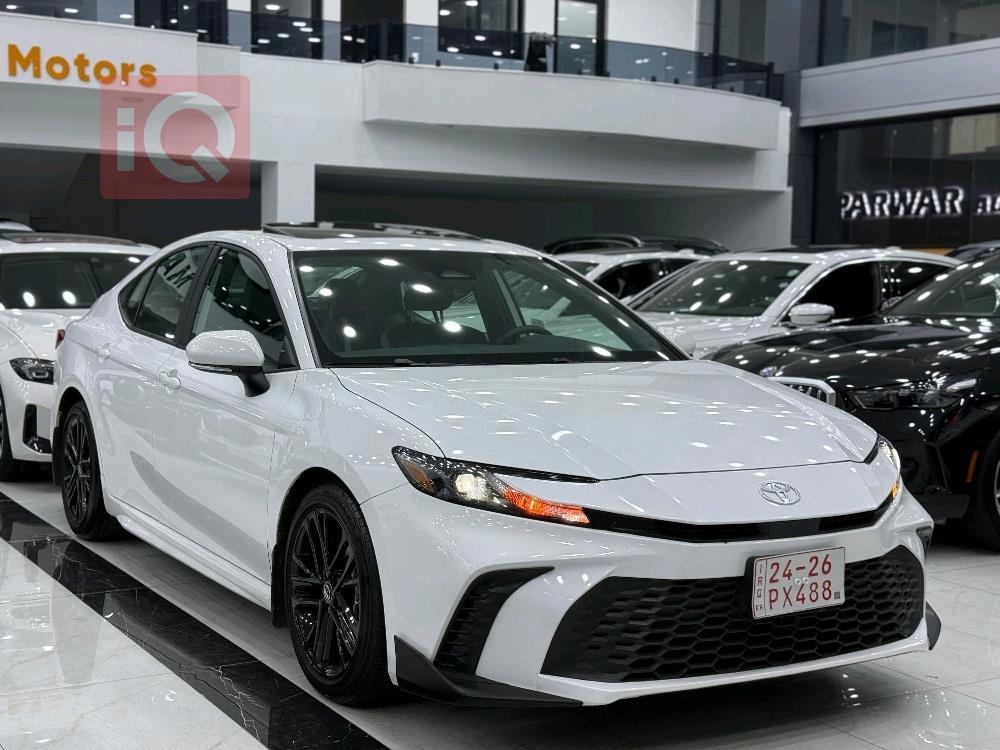 تۆیۆتا کامری